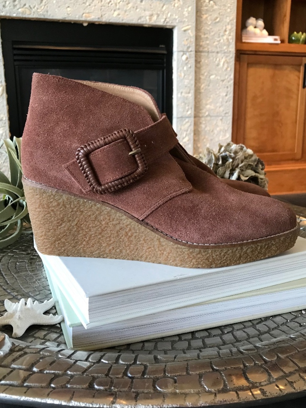 BOHO-CHIC Y2K JACK ROGERS TAUPE BROWN SUEDE IZZIE WEDGES BOOTIES